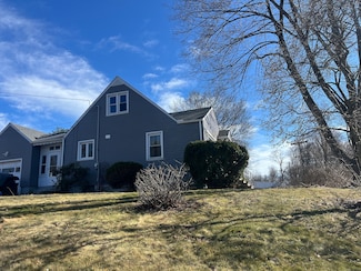424 Long Hill Ave, Shelton, CT 06484