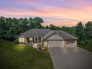 875 Fawn Ln, Grand Marsh, WI 53936