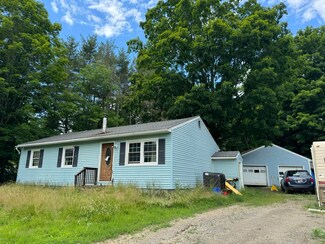 208 Windsor Rd, Chelsea, ME 04330