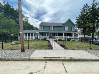 580 Old Main St, Coventry, RI 02816
