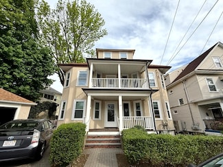 15 Clayton St Unit 1, Watertown, MA 02472
