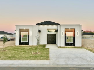 5014 Luna Grande Lp, Laredo, TX 78046