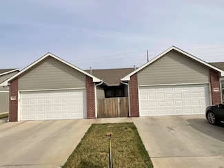 5478 N Colburn Ct, Bel Aire, KS 67220