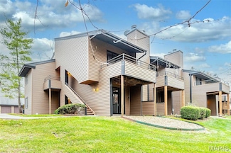13819 Amiot Dr Unit D, Saint Louis, MO 63146