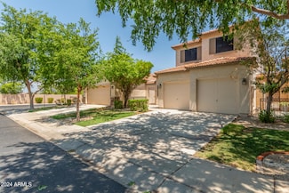 919 S Racine Ln, Gilbert, AZ 85296