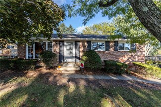 118 Elizabeth Dr, Butler, PA 16001