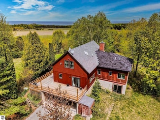 6400 N Manitou Trail, Northport, MI 49670
