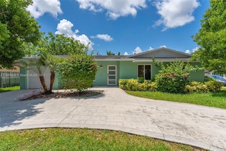 12520 SW 106th St, Miami, FL 33186