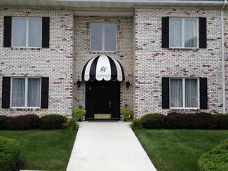 4501-6 N Wheeling Ave, Muncie, IN 47304