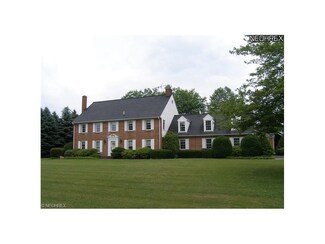 15465 Durkee Rd, Huntsburg, OH 44046
