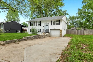 18604 E Susquehanna Ridge, Independence, MO 64056
