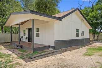1410 Nealton St, Waco, TX 76705