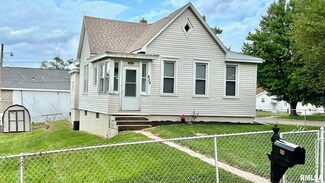 429 Herman St, Pekin, IL 61554