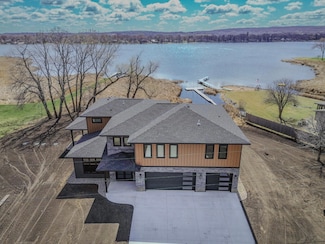 33668 Poverty Point Dr, Avon, MN 56310