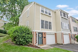 1913 Finchley Ct Unit 3, Schaumburg, IL 60194
