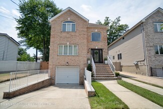 50 Colon St, Staten Island, NY 10312