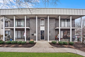 4125 W 98th St Unit B, Oak Lawn, IL 60453