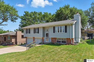 2609 Geri Dr, Bellevue, NE 68147