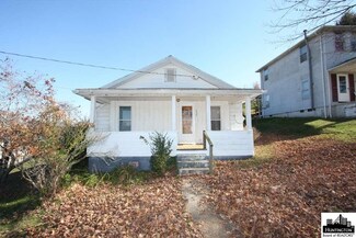 330 Highland St, Hamlin, WV 25523
