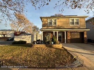 27 Knapp St, Staten Island, NY 10314