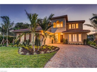 2146 Torino Way, Naples, FL 34105