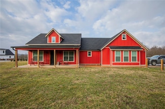 16835 Harmon Rd, Fayetteville, AR 72704