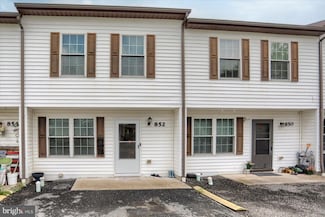 852 Liberty St, Newport, PA 17074