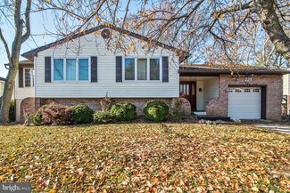 229 Ashton Dr, Gibbstown, NJ 08027