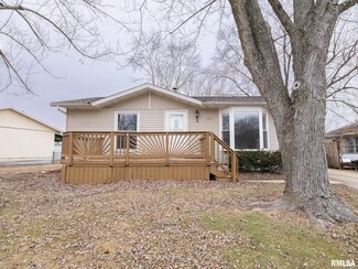 5907 N Taber St, Peoria, IL 61615