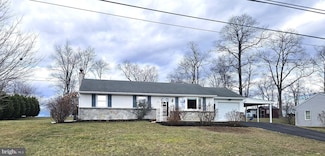 2349 Little Hill Rd, Narvon, PA 17555