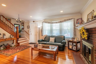 138 Oceanview Rd, East Rockaway, NY 11518
