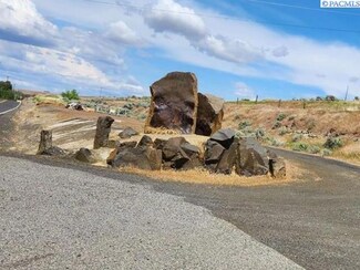 NKA Demoss Rd, Benton City, WA 99320