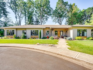 1154 SW Russ Ln, McMinnville, OR 97128