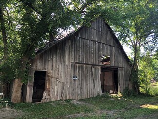 600 Saint Paul St, Polo, MO 64671