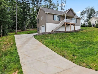 836 Falling Creek Ct, Rural Hall, NC 27045