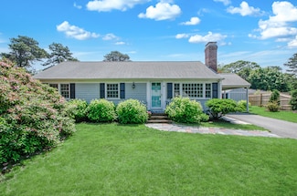 66 Teal Cir, West Dennis, MA 02670