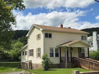 1723 Big Spring Dr, Elliston, VA 24087