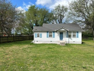 909 Allen Ave, Murfreesboro, TN 37129