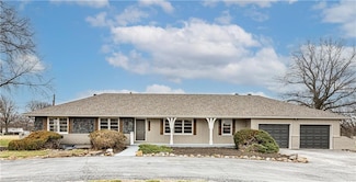 15700 E 202nd St, Peculiar, MO 64078
