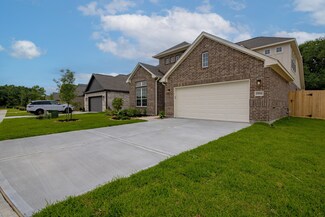 15814 Red Maple Ln, Santa Fe, TX 77517
