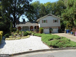 12 Fleming Cir, Newport News, VA 23606