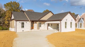 200 Belvedere Cir, Savannah, TN 38372