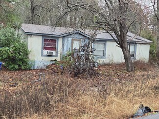 119 Mary Ave, Huntsville, TX 77320