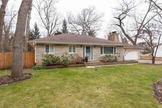 53060 Oakmont East Dr, South Bend, IN 46637