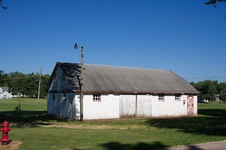 404 E Willow St, Forreston, IL 61030