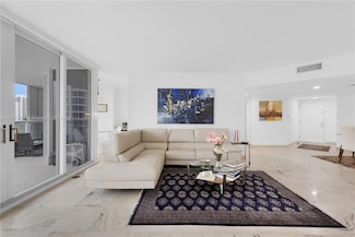 21055 Yacht Club Dr Unit 902, Aventura, FL 33180