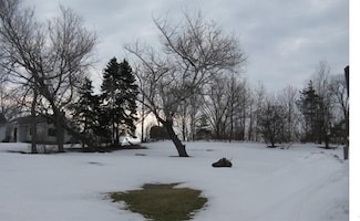1323 E Grandview Blvd, Erie, PA 16504