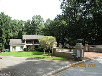 5523 Bahia Mar Cir, Stone Mountain, GA 30087