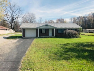 2048 U S 127, Russell Springs, KY 42642