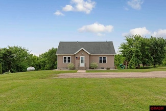 28145 390th St, Le Sueur, MN 56058